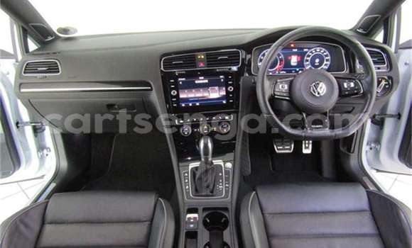 Buy Used Volkswagen Golf R White Car in Ezulwini in Hhohho Buy Used Volkswagen Golf R White Car in Ezulwini in Hhohho