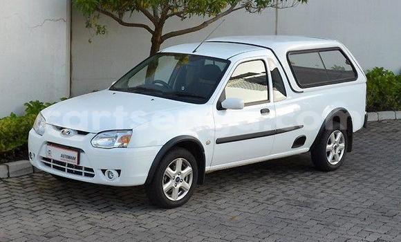 Buy Used Ford Pickup White Car in Ezulwini in Hhohho Buy Used Ford Pickup White Car in Ezulwini in Hhohho