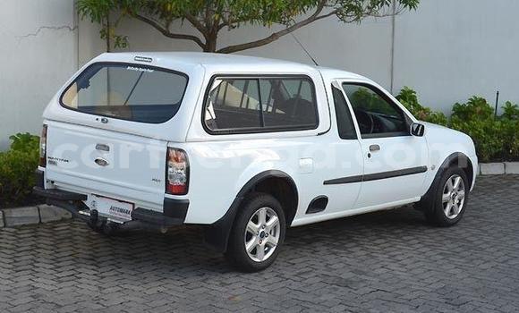 Buy Used Ford Pickup White Car in Ezulwini in Hhohho Buy Used Ford Pickup White Car in Ezulwini in Hhohho