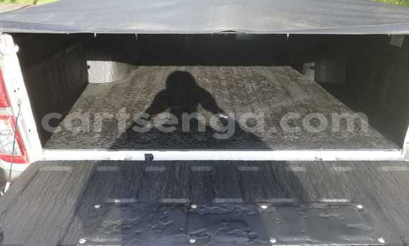 Nunua Ilio tumika Toyota Hilux White Gari ndani ya Ezulwini nchini Hhohho Nunua Ilio tumika Toyota Hilux White Gari ndani ya Ezulwini nchini Hhohho