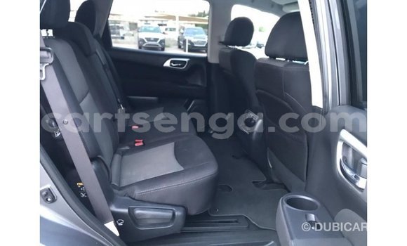 Buy Import Nissan Pathfinder Other Car in Import - Dubai in Hhohho Buy Import Nissan Pathfinder Other Car in Import - Dubai in Hhohho