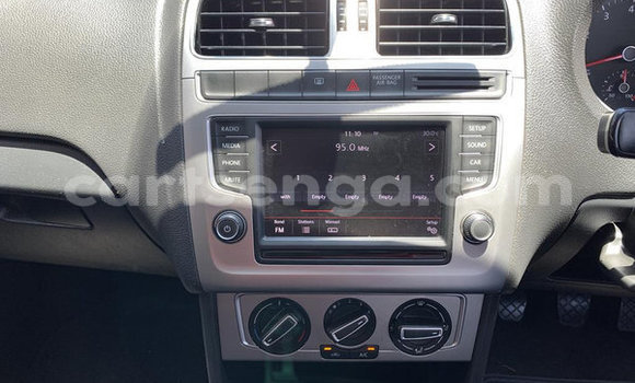 Nunua Ilio tumika Volkswagen Polo Red Gari ndani ya Ezulwini nchini Hhohho Nunua Ilio tumika Volkswagen Polo Red Gari ndani ya Ezulwini nchini Hhohho