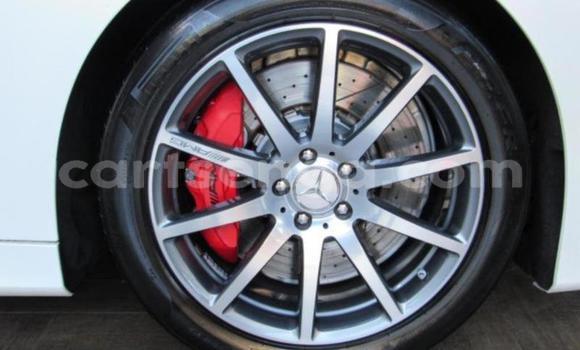 Nunua Ilio tumika Mercedes‒Benz S-klasse AMG White Gari ndani ya Big Bend nchini Lubombo Nunua Ilio tumika Mercedes‒Benz S-klasse AMG White Gari ndani ya Big Bend nchini Lubombo