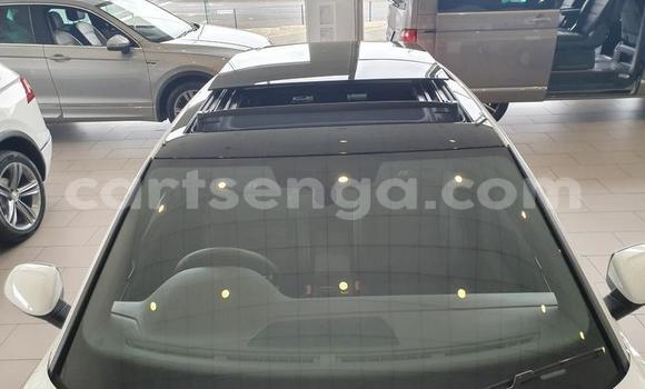 Nunua Ilio tumika Volkswagen Arteon White Gari ndani ya Big Bend nchini Lubombo Nunua Ilio tumika Volkswagen Arteon White Gari ndani ya Big Bend nchini Lubombo