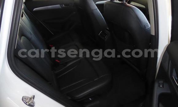 Nunua Ilio tumika Audi Q5 White Gari ndani ya Big Bend nchini Lubombo Nunua Ilio tumika Audi Q5 White Gari ndani ya Big Bend nchini Lubombo