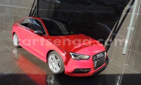 Nunua Ilio tumika Audi S3 Red Gari ndani ya Big Bend nchini Lubombo Nunua Ilio tumika Audi S3 Red Gari ndani ya Big Bend nchini Lubombo