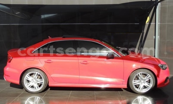 Nunua Ilio tumika Audi S3 Red Gari ndani ya Big Bend nchini Lubombo Nunua Ilio tumika Audi S3 Red Gari ndani ya Big Bend nchini Lubombo