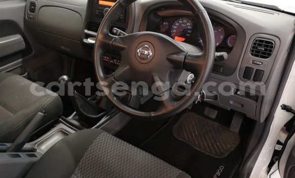 Acheter Occasion Voiture Nissan NP 300 Blanc à Bulembu, Hhohho Acheter Occasion Voiture Nissan NP 300 Blanc à Bulembu, Hhohho