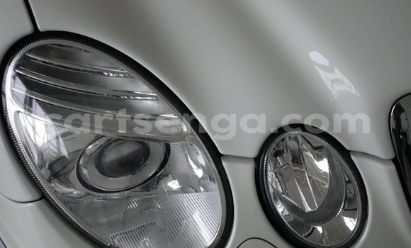Buy Used Mercedes‒Benz E–Class White Car in Hluti in Shiselweni District Buy Used Mercedes‒Benz E–Class White Car in Hluti in Shiselweni District