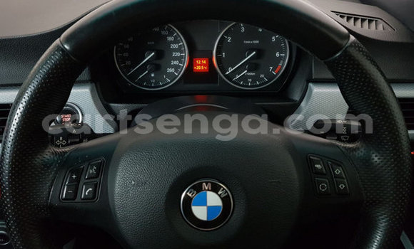 Nunua Ilio tumika BMW 321 Black Gari ndani ya Ezulwini nchini Hhohho Nunua Ilio tumika BMW 321 Black Gari ndani ya Ezulwini nchini Hhohho