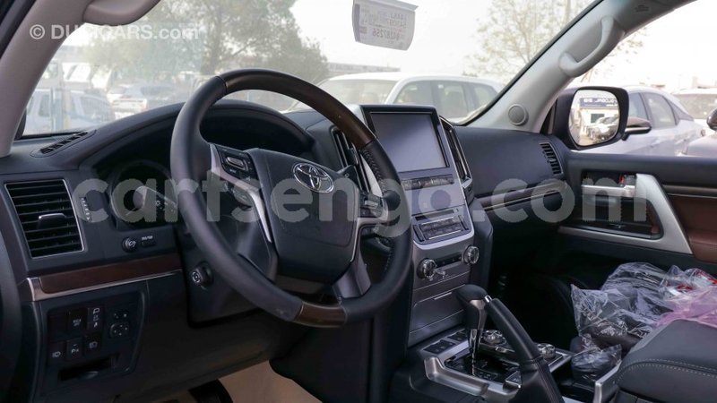 Big with watermark toyota land cruiser hhohho import dubai 12862