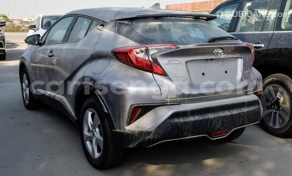 Nunua Imported Toyota C-HR Other Gari ndani ya Import - Dubai nchini Hhohho Nunua Imported Toyota C-HR Other Gari ndani ya Import - Dubai nchini Hhohho