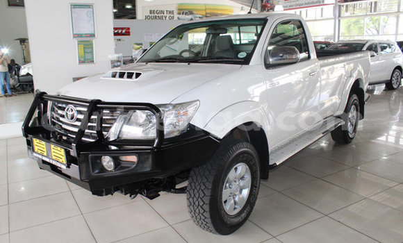 Acheter Occasion Voiture Toyota Hilux Blanc à Ezulwini, Hhohho Acheter Occasion Voiture Toyota Hilux Blanc à Ezulwini, Hhohho