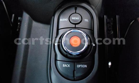 Acheter Occasion Voiture MINI Cooper Noir à Big Bend, Lubombo Acheter Occasion Voiture MINI Cooper Noir à Big Bend, Lubombo