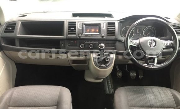 Acheter Occasion Voiture Volkswagen Transporter Blanc à Ezulwini, Hhohho Acheter Occasion Voiture Volkswagen Transporter Blanc à Ezulwini, Hhohho