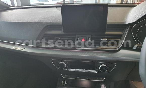 Nunua Ilio tumika Audi Q5 Blue Gari ndani ya Manzini nchini Manzini Nunua Ilio tumika Audi Q5 Blue Gari ndani ya Manzini nchini Manzini