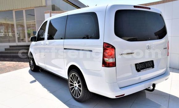 Acheter Occasion Voiture Mercedes‒Benz Vito Blanc à Ezulwini, Hhohho Acheter Occasion Voiture Mercedes‒Benz Vito Blanc à Ezulwini, Hhohho