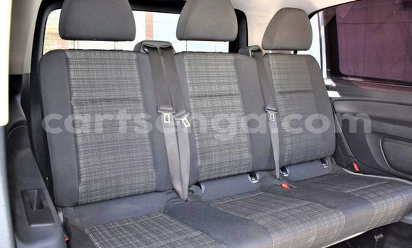 Acheter Occasion Voiture Mercedes‒Benz Vito Blanc à Ezulwini, Hhohho Acheter Occasion Voiture Mercedes‒Benz Vito Blanc à Ezulwini, Hhohho