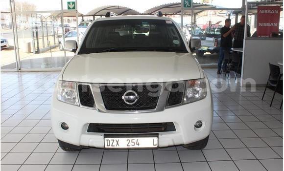 Acheter Occasion Voiture Nissan Pathfinder Blanc à Ezulwini, Hhohho Acheter Occasion Voiture Nissan Pathfinder Blanc à Ezulwini, Hhohho