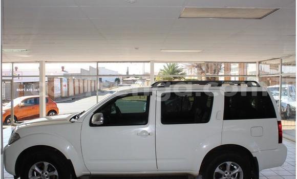 Acheter Occasion Voiture Nissan Pathfinder Blanc à Ezulwini, Hhohho Acheter Occasion Voiture Nissan Pathfinder Blanc à Ezulwini, Hhohho