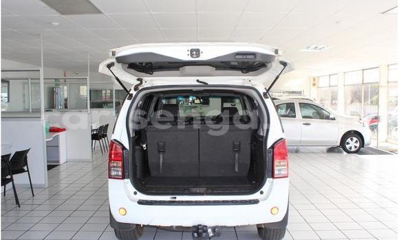 Acheter Occasion Voiture Nissan Pathfinder Blanc à Ezulwini, Hhohho Acheter Occasion Voiture Nissan Pathfinder Blanc à Ezulwini, Hhohho