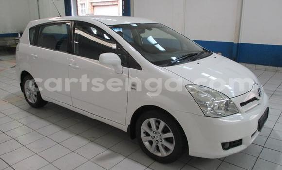 Nunua Ilio tumika Toyota Corolla Verso White Gari ndani ya Manzini nchini Manzini Nunua Ilio tumika Toyota Corolla Verso White Gari ndani ya Manzini nchini Manzini