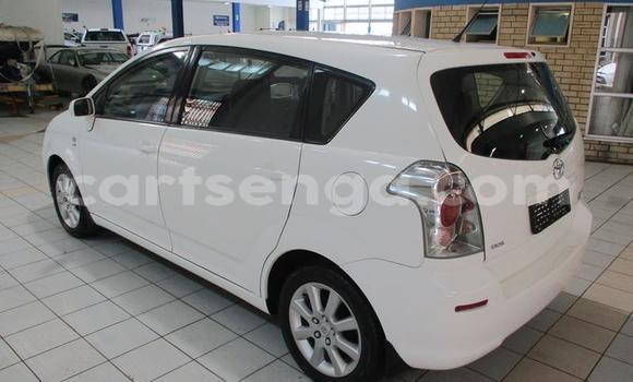 Nunua Ilio tumika Toyota Corolla Verso White Gari ndani ya Manzini nchini Manzini Nunua Ilio tumika Toyota Corolla Verso White Gari ndani ya Manzini nchini Manzini