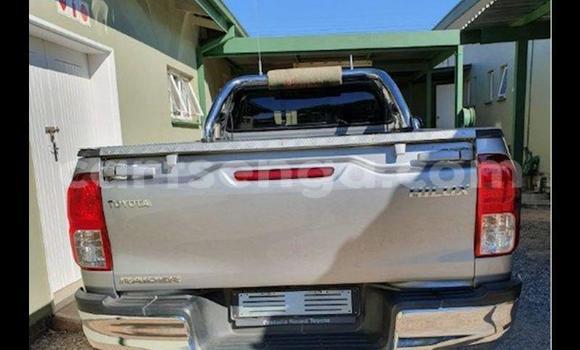 Nunua Ilio tumika Toyota Hilux Silver Gari ndani ya Manzini nchini Manzini Nunua Ilio tumika Toyota Hilux Silver Gari ndani ya Manzini nchini Manzini