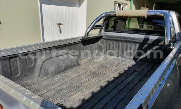 Nunua Ilio tumika Toyota Hilux Silver Gari ndani ya Manzini nchini Manzini Nunua Ilio tumika Toyota Hilux Silver Gari ndani ya Manzini nchini Manzini