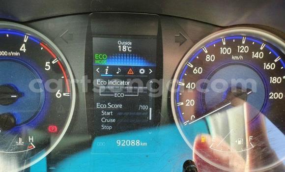 Nunua Ilio tumika Toyota Hilux Silver Gari ndani ya Manzini nchini Manzini Nunua Ilio tumika Toyota Hilux Silver Gari ndani ya Manzini nchini Manzini