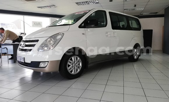 Nunua Ilio tumika Hyundai H1 White Gari ndani ya Mbabane nchini Manzini Nunua Ilio tumika Hyundai H1 White Gari ndani ya Mbabane nchini Manzini