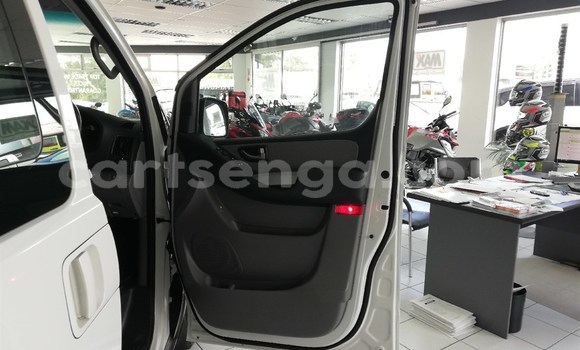 Nunua Ilio tumika Hyundai H1 White Gari ndani ya Mbabane nchini Manzini Nunua Ilio tumika Hyundai H1 White Gari ndani ya Mbabane nchini Manzini