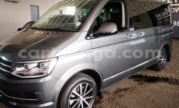 Nunua Ilio tumika Volkswagen Caravelle Silver Gari ndani ya Mbabane nchini Manzini Nunua Ilio tumika Volkswagen Caravelle Silver Gari ndani ya Mbabane nchini Manzini