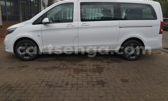 Nunua Ilio tumika Mercedes‒Benz Vito White Gari ndani ya Mbabane nchini Manzini Nunua Ilio tumika Mercedes‒Benz Vito White Gari ndani ya Mbabane nchini Manzini