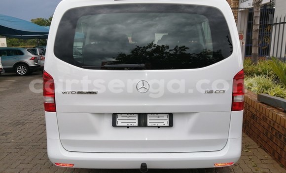 Nunua Ilio tumika Mercedes‒Benz Vito White Gari ndani ya Mbabane nchini Manzini Nunua Ilio tumika Mercedes‒Benz Vito White Gari ndani ya Mbabane nchini Manzini