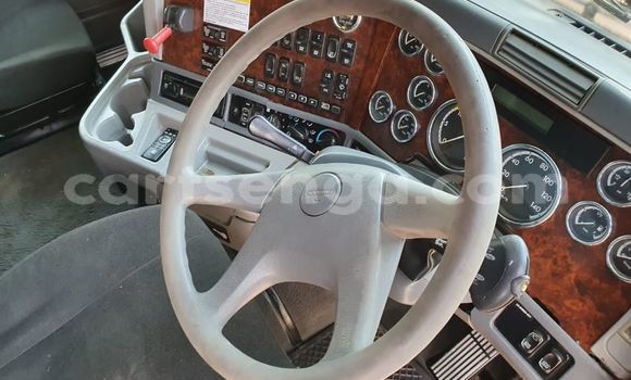 Nunua Ilio tumika DAF CF White Lori ndani ya Hlatikulu nchini Wilaya ya Shiselweni Nunua Ilio tumika DAF CF White Lori ndani ya Hlatikulu nchini Wilaya ya Shiselweni