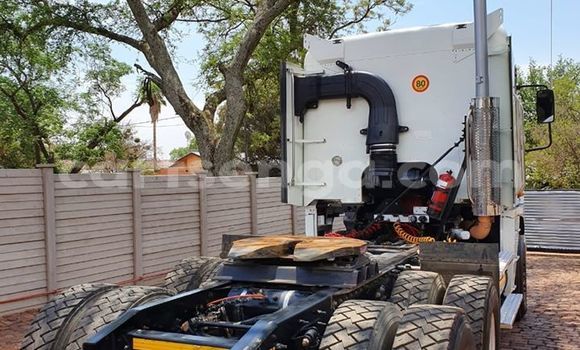 Nunua Ilio tumika DAF CF White Lori ndani ya Hlatikulu nchini Wilaya ya Shiselweni Nunua Ilio tumika DAF CF White Lori ndani ya Hlatikulu nchini Wilaya ya Shiselweni