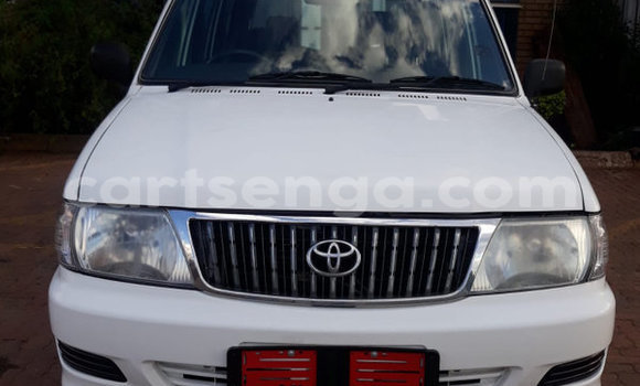 Nunua Ilio tumika Toyota Corona White Gari ndani ya Ezulwini nchini Hhohho Nunua Ilio tumika Toyota Corona White Gari ndani ya Ezulwini nchini Hhohho