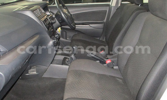 Acheter Occasion Voiture Toyota Avanza Blanc à Ezulwini, Hhohho Acheter Occasion Voiture Toyota Avanza Blanc à Ezulwini, Hhohho