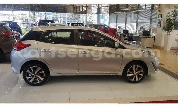 Acheter Occasion Voiture Toyota Yaris Gris à Bulembu, Hhohho Acheter Occasion Voiture Toyota Yaris Gris à Bulembu, Hhohho