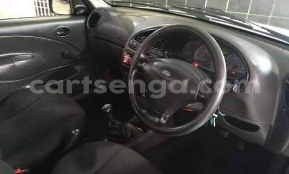 Acheter Occasion Voiture Ford Pickup Blanc à Hlatikulu, Shiselweni District Acheter Occasion Voiture Ford Pickup Blanc à Hlatikulu, Shiselweni District