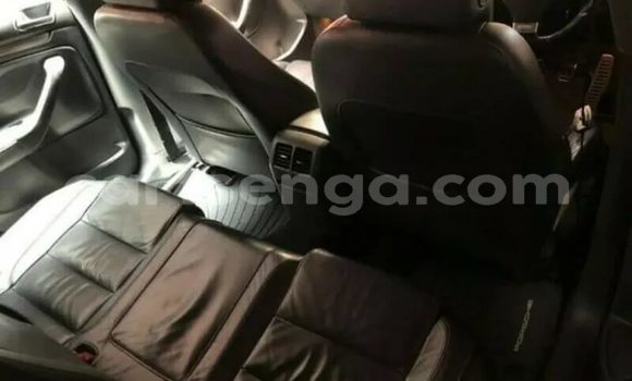 Nunua Ilio tumika Volkswagen Golf Red Gari ndani ya Mbabane nchini Manzini Nunua Ilio tumika Volkswagen Golf Red Gari ndani ya Mbabane nchini Manzini