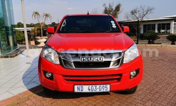 Nunua Ilio tumika Isuzu KB Red Gari ndani ya Mbabane nchini Manzini Nunua Ilio tumika Isuzu KB Red Gari ndani ya Mbabane nchini Manzini