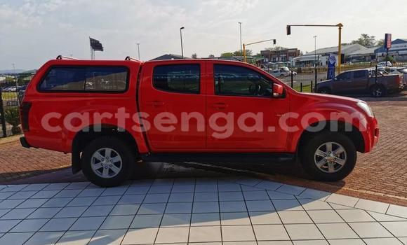 Nunua Ilio tumika Isuzu KB Red Gari ndani ya Mbabane nchini Manzini Nunua Ilio tumika Isuzu KB Red Gari ndani ya Mbabane nchini Manzini