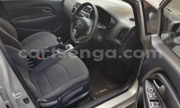 Acheter Occasion Voiture Kia Rio Gris à Ezulwini, Hhohho Acheter Occasion Voiture Kia Rio Gris à Ezulwini, Hhohho