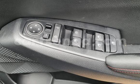 Nunua Ilio tumika Kia Stonic Blue Gari ndani ya Big Bend nchini Lubombo Nunua Ilio tumika Kia Stonic Blue Gari ndani ya Big Bend nchini Lubombo