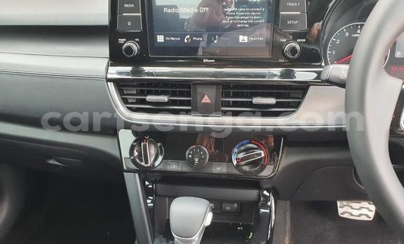 Nunua Ilio tumika Kia Stonic Blue Gari ndani ya Big Bend nchini Lubombo Nunua Ilio tumika Kia Stonic Blue Gari ndani ya Big Bend nchini Lubombo