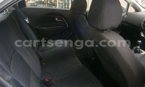 Acheter Occasion Voiture Kia Rio Gris à Hlatikulu, Shiselweni District Acheter Occasion Voiture Kia Rio Gris à Hlatikulu, Shiselweni District