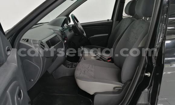 Buy Used Nissan NP 300 Beige Car in Ezulwini in Hhohho Buy Used Nissan NP 300 Beige Car in Ezulwini in Hhohho