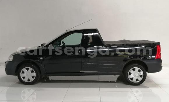 Buy Used Nissan NP 300 Beige Car in Ezulwini in Hhohho Buy Used Nissan NP 300 Beige Car in Ezulwini in Hhohho